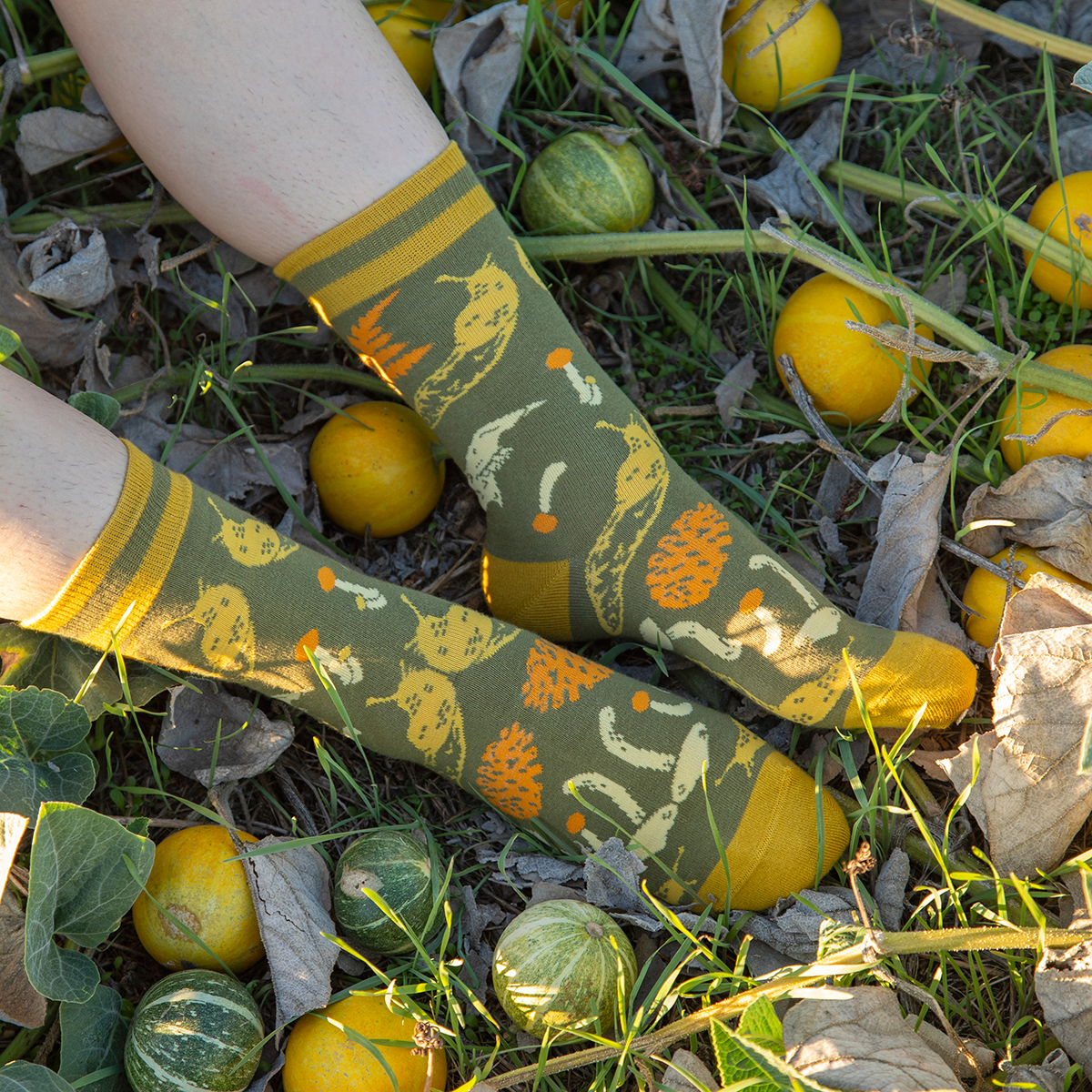 Crew Socks: Slug