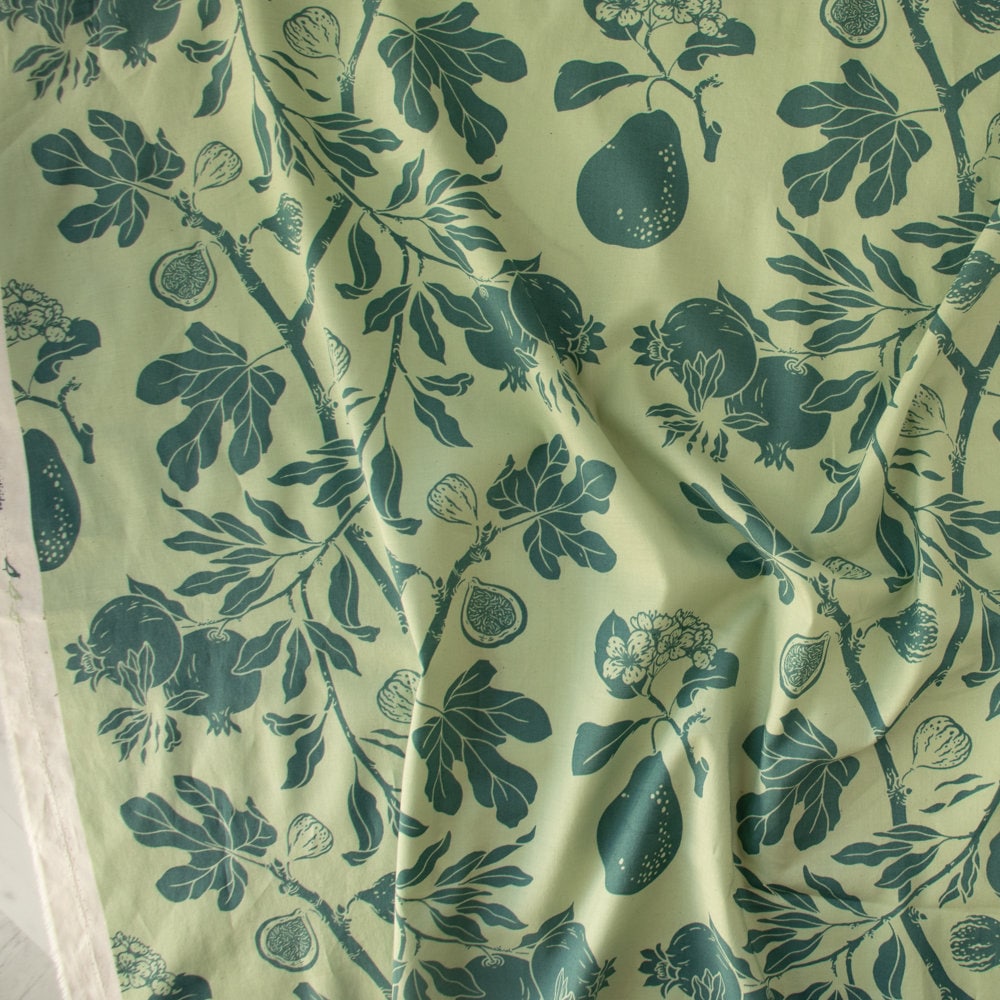 Organic (Lawn) Fabric Yardage Figs: Sage