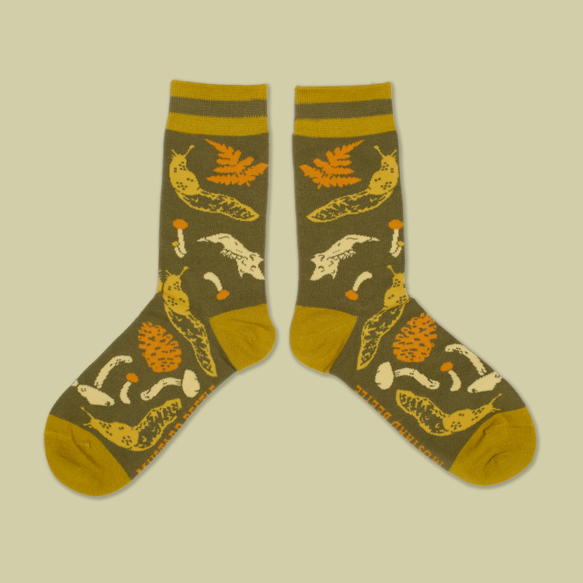 Crew Socks: Slug